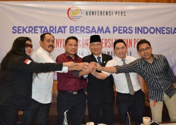 Memprakarsai Pergerakan Pers